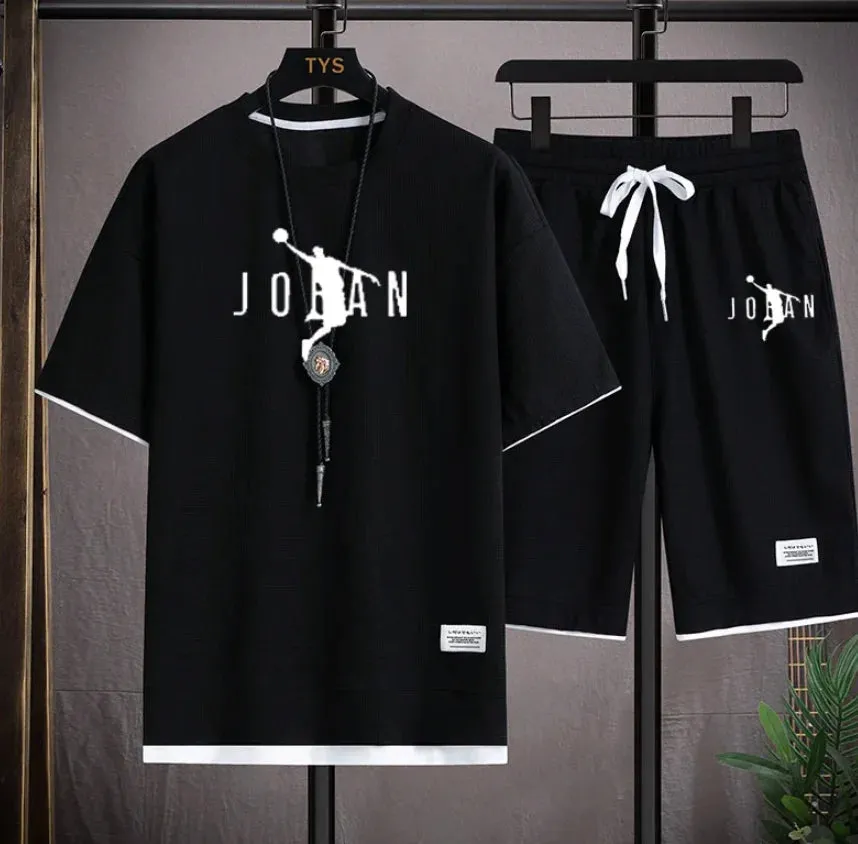 2024 Summer Men Sets New Luxury Brand T-Shirts Clothing Designer Clothes Fashion Women Tees Sportswear Tops Shorts 2 Piece Set