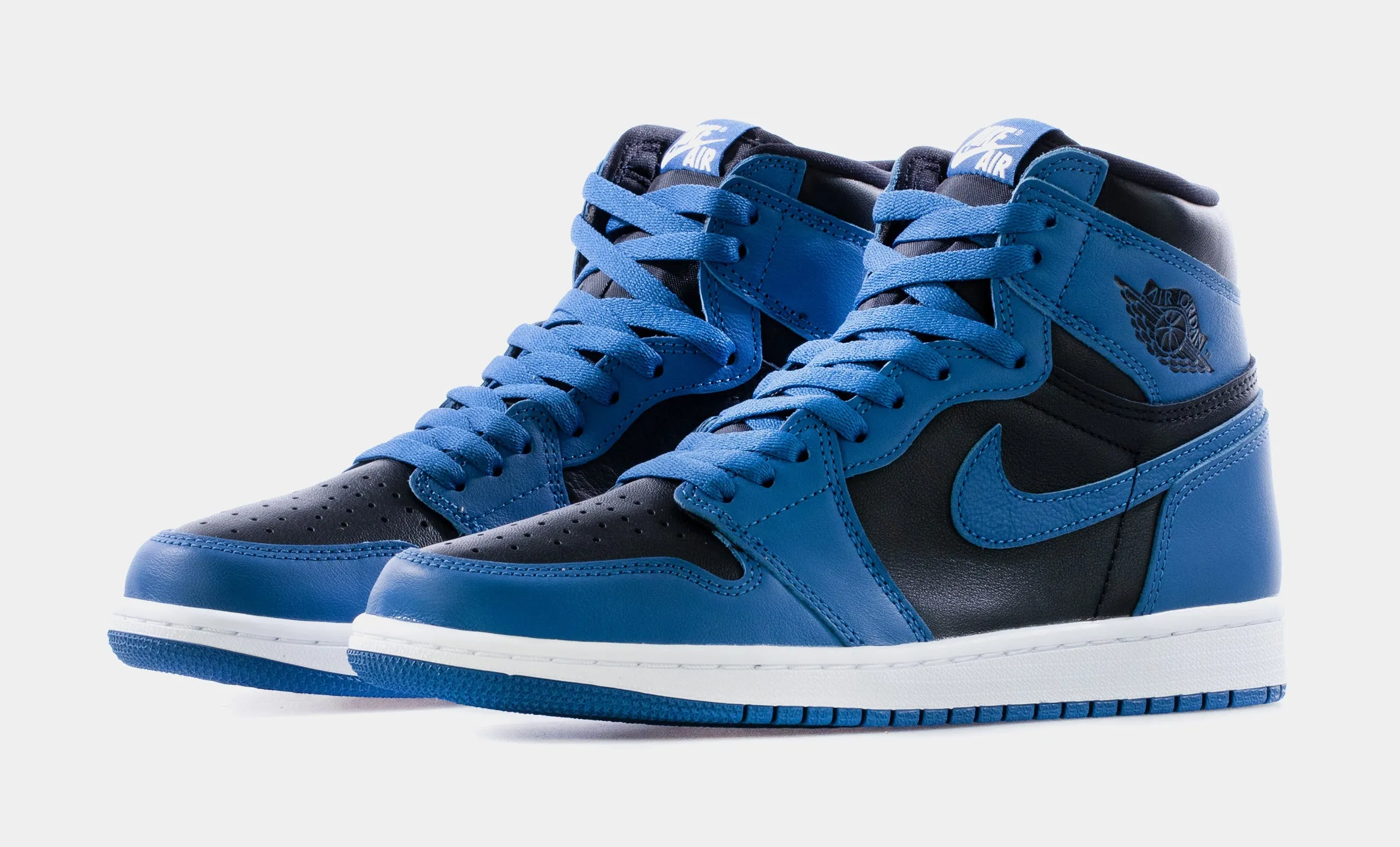 Air Jordan 1 Retro High OG Dark Marina Blue Mens Lifestyle Shoes (Dark Marina Blue/Black) Limit One Per Customer