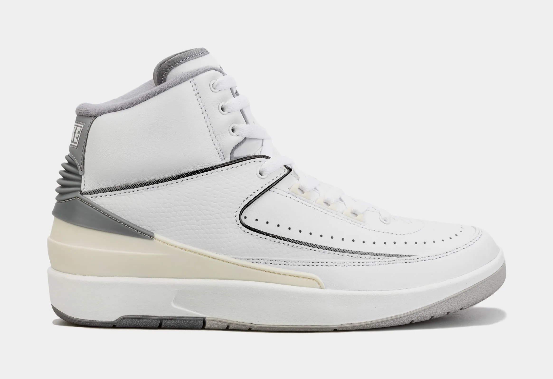 Air Jordan 2 Retro Cement Grey Mens Lifestyle Shoes (White/Grey)