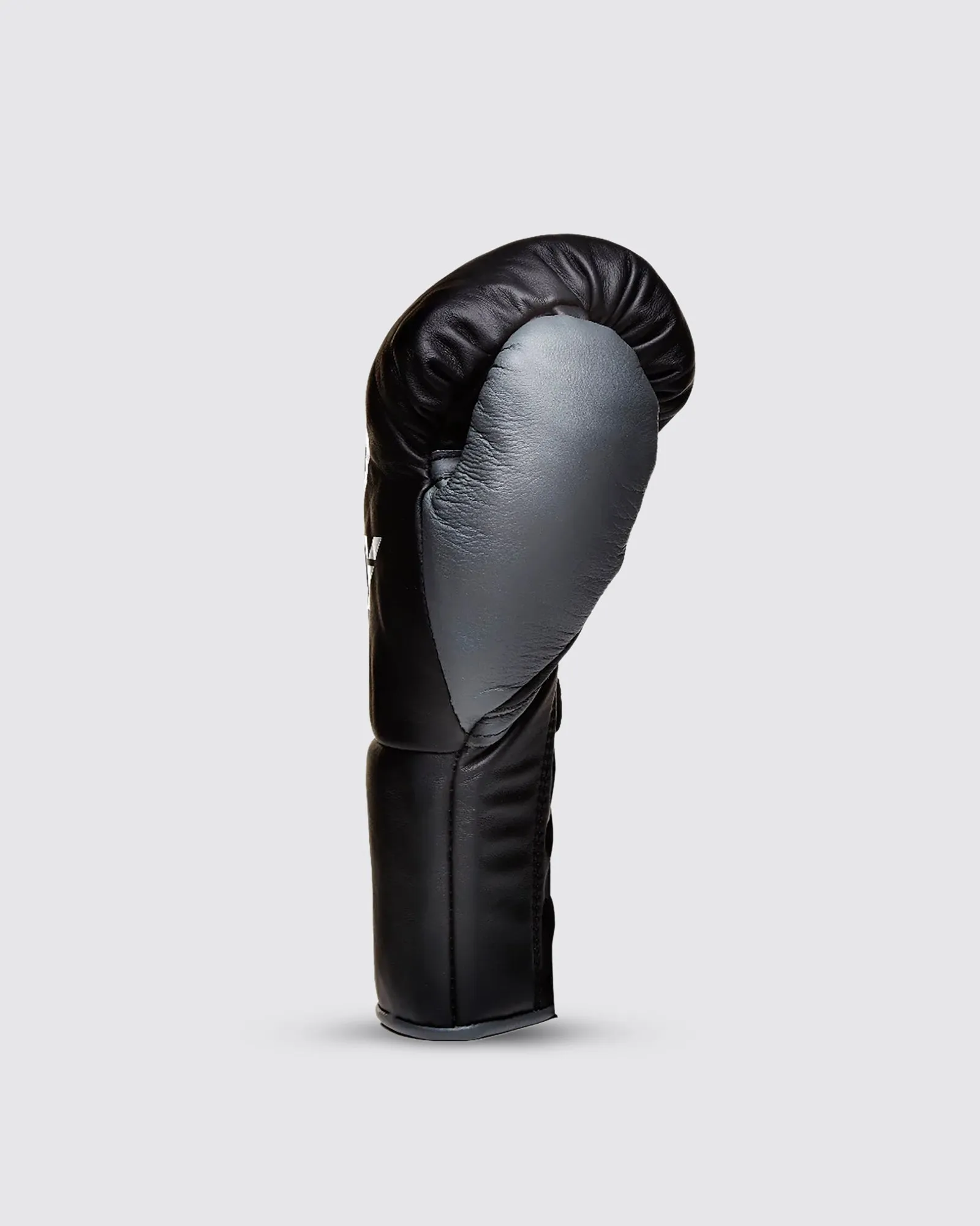 Halcyon Fight Gloves In Black