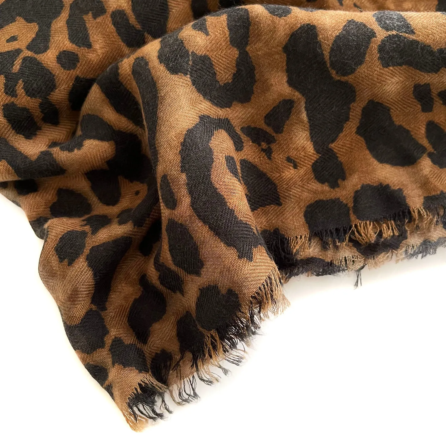 LARGE BROWN LEOPARD PRINT SCARF