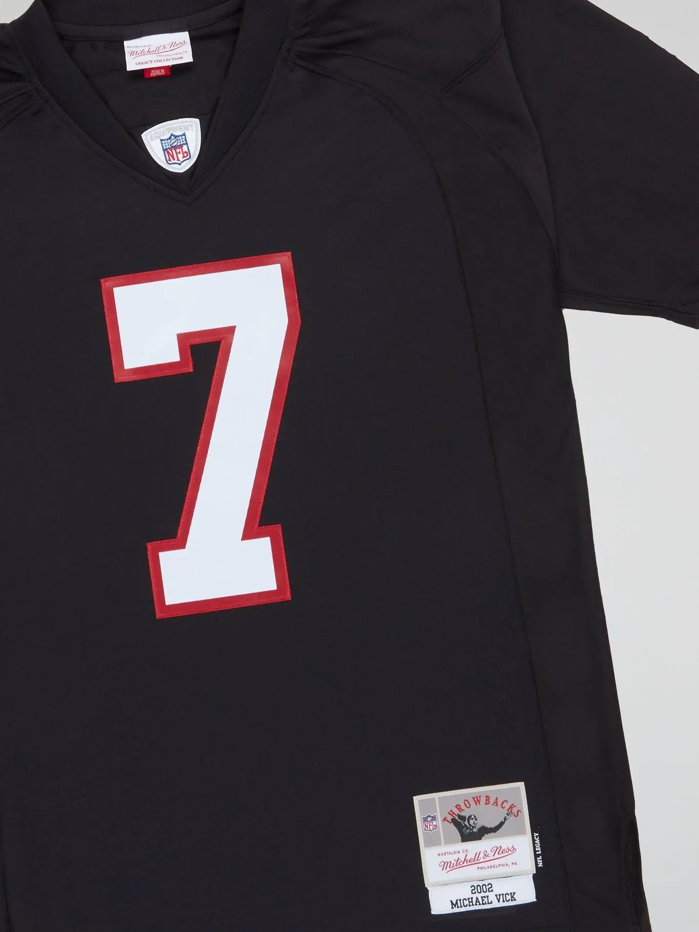 Mitchell and Ness - NFL Legacy Jersey Falcons 2002 Michael Vick