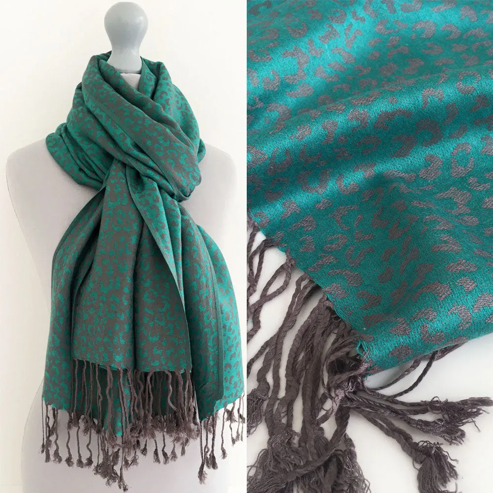 TURQUOISE SMALL LEOPARD PRINT REVERSIBLE PASHMINA SHAWL SCARF